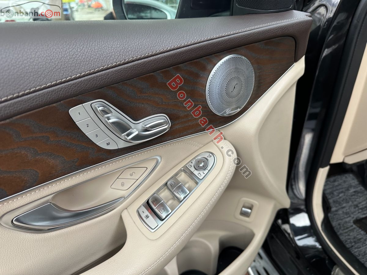 Bán ô tô Mercedes Benz GLC 200 4Matic - 2020 - xe cũ