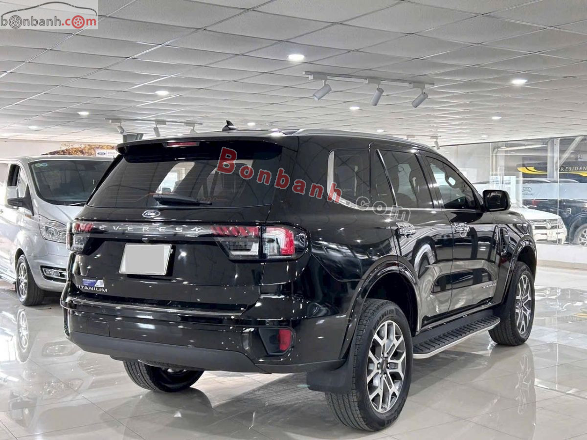 Bán ô tô Ford Everest Titanium 2.0L 4x2 AT - 2022 - xe cũ