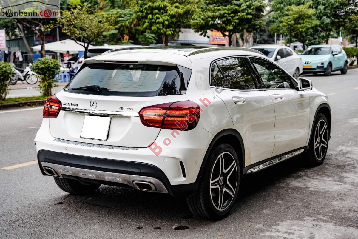 Bán ô tô Mercedes Benz GLA class GLA 250 4Matic - 2018 - xe cũ