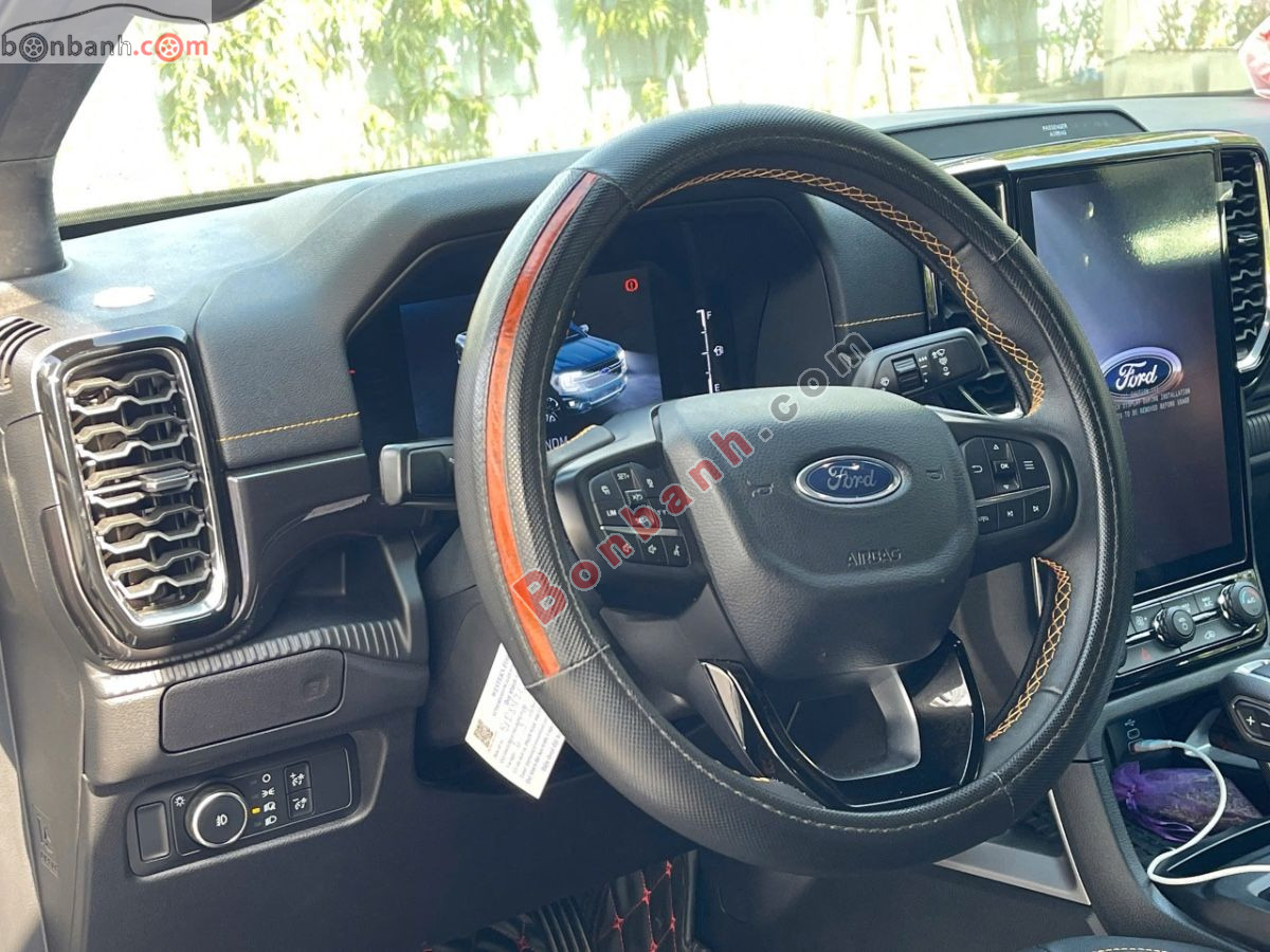 Bán ô tô Ford Ranger Wildtrak 2.0L 4x4 AT - 2024 - xe cũ