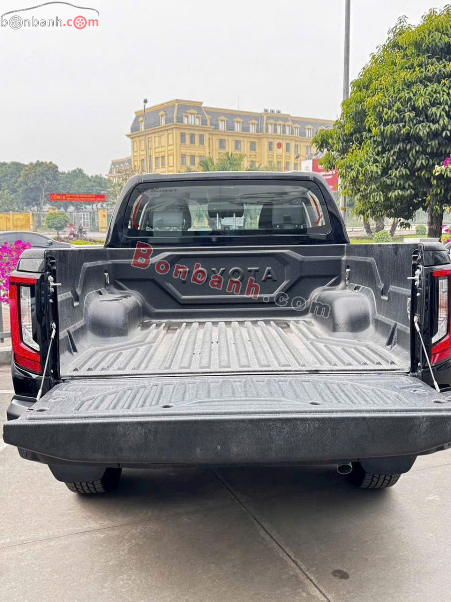 Bán ô tô Toyota Hilux Pro 2.8L 4x2 AT - 2026 - xe mới