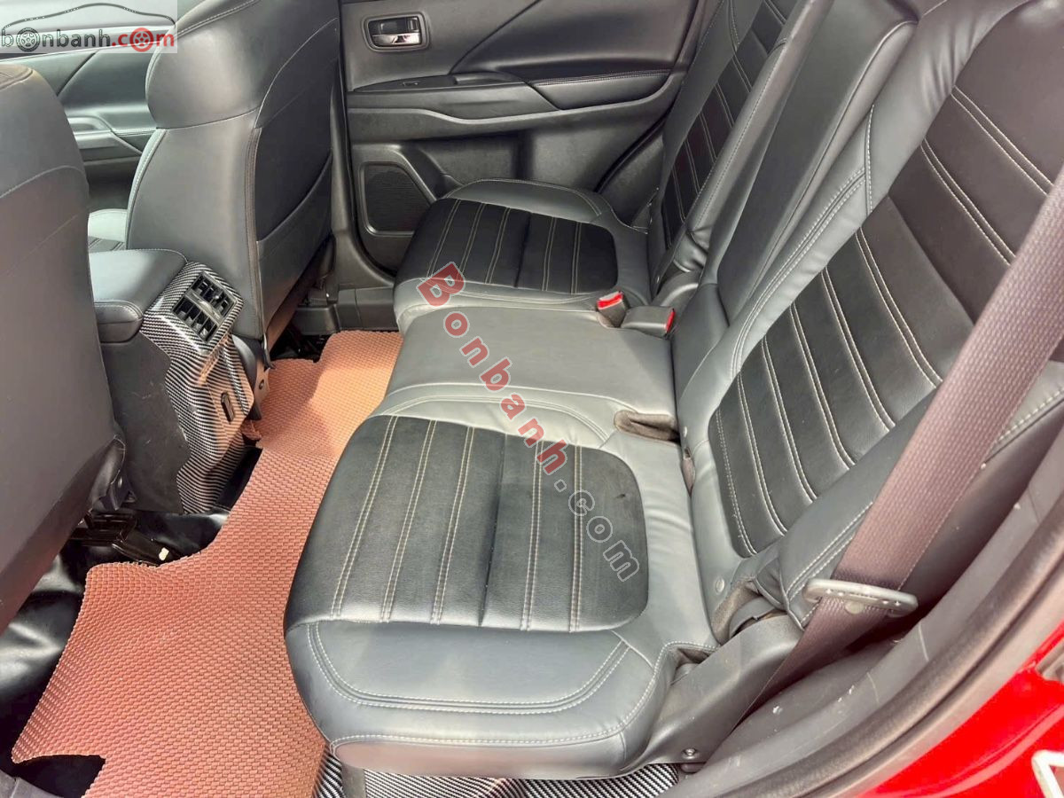 Bán ô tô Mitsubishi Outlander 2.0 CVT - 2022 - xe cũ