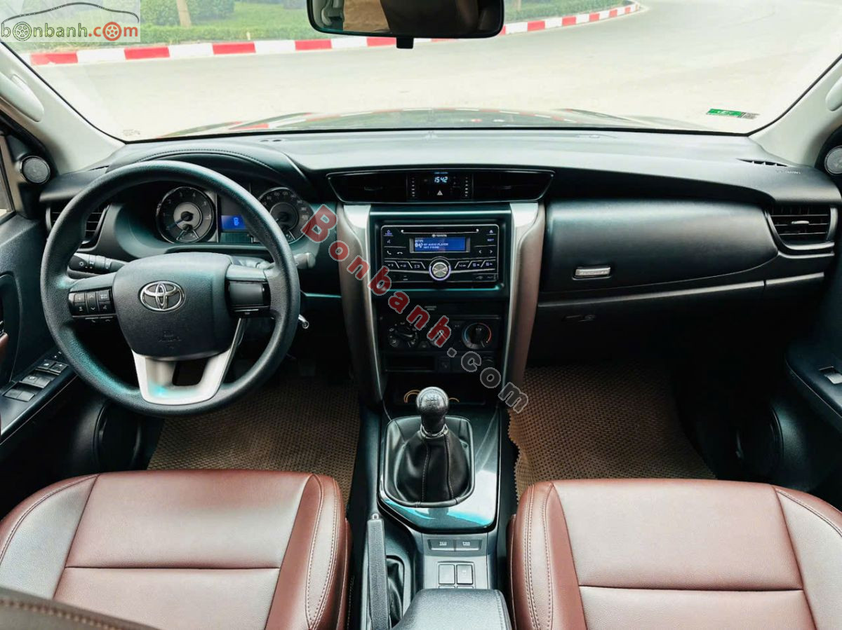 Bán ô tô Toyota Fortuner 2.4G 4x2 MT - 2019 - xe cũ