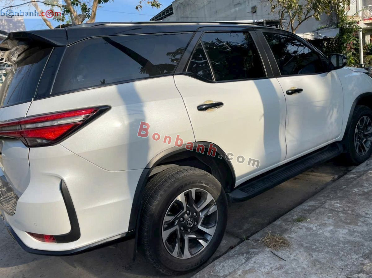 Bán ô tô Toyota Fortuner Legender 2.4L 4x2 AT - 2024 - xe cũ