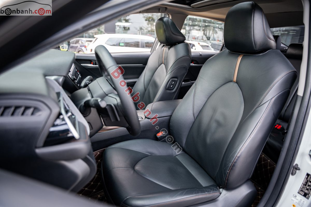 Bán ô tô Toyota Camry 2.5Q - 2020 - xe cũ