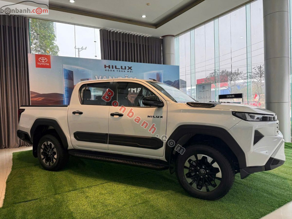 Bán ô tô Toyota Hilux Trailhunter 2.8L 4x4 AT - 2026 - xe mới