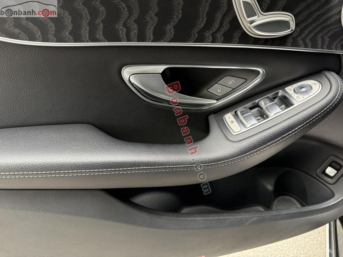 Bán ô tô Mercedes Benz C class C200 - 2018 - xe cũ