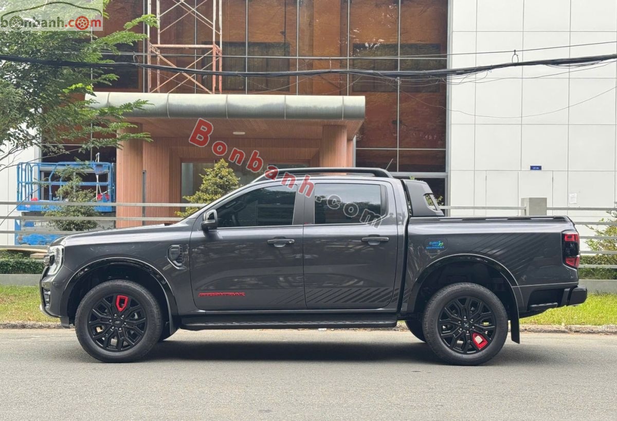 Bán ô tô Ford Ranger Stormtrak 2.0L 4x4 AT - 2025 - xe cũ
