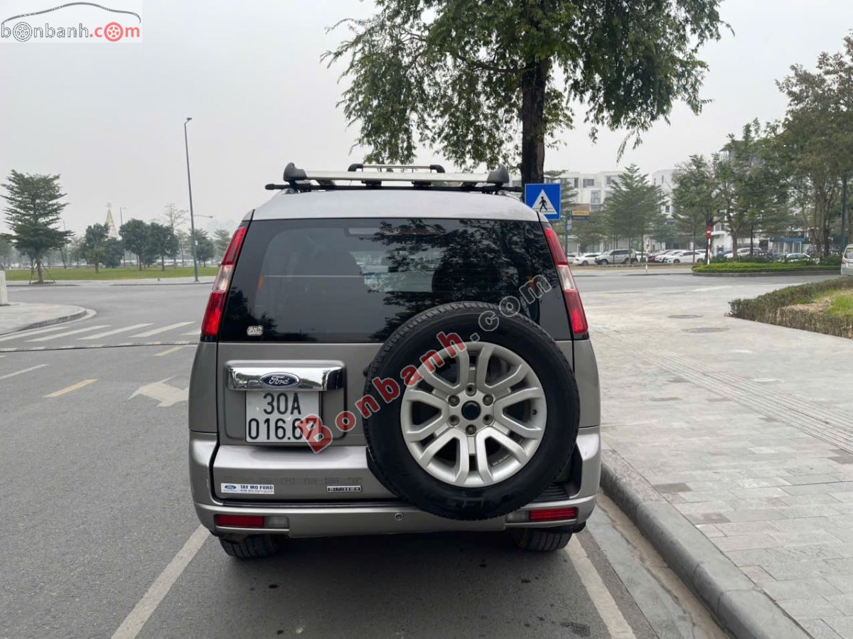 Bán ô tô Ford Everest Limited 2.5L 4x2 AT - 2013 - xe cũ