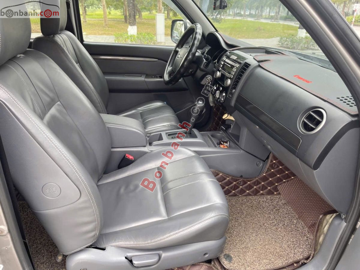 Bán ô tô Ford Everest Limited 2.5L 4x2 AT - 2013 - xe cũ