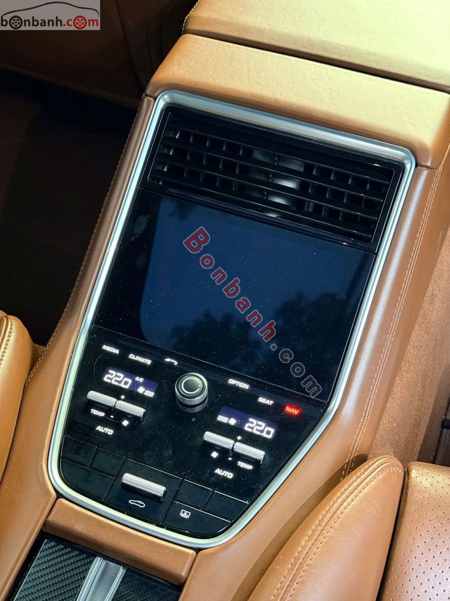 Bán ô tô Porsche Panamera 3.0 V6 - 2019 - xe cũ