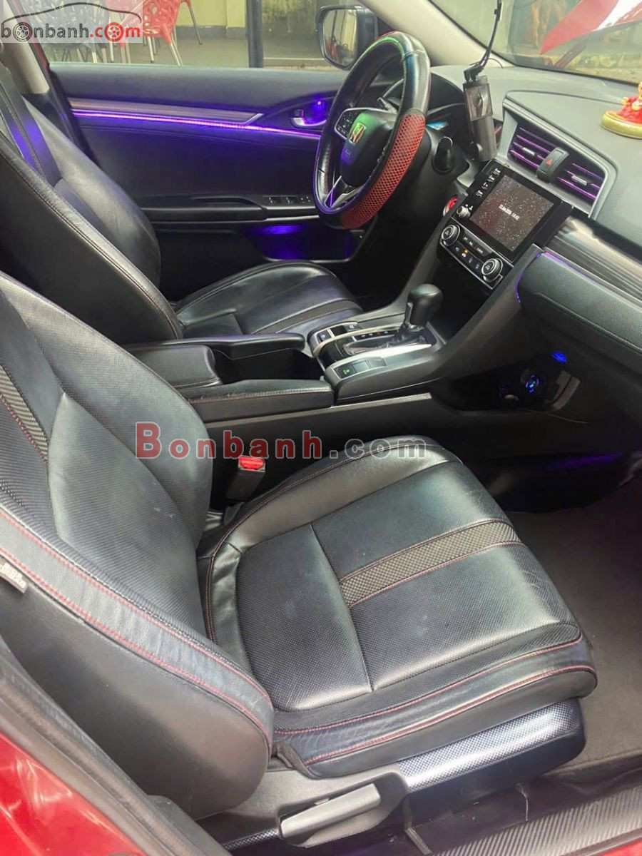 Bán ô tô Honda Civic RS 1.5 AT - 2020 - xe cũ