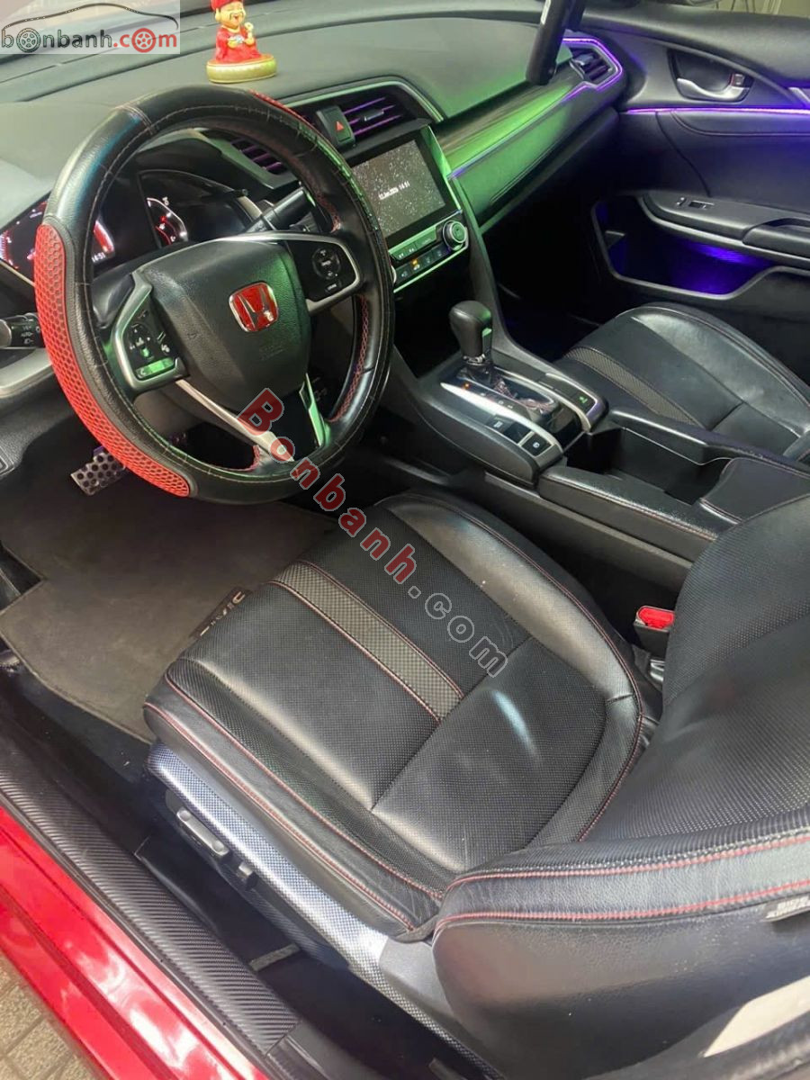 Bán ô tô Honda Civic RS 1.5 AT - 2020 - xe cũ