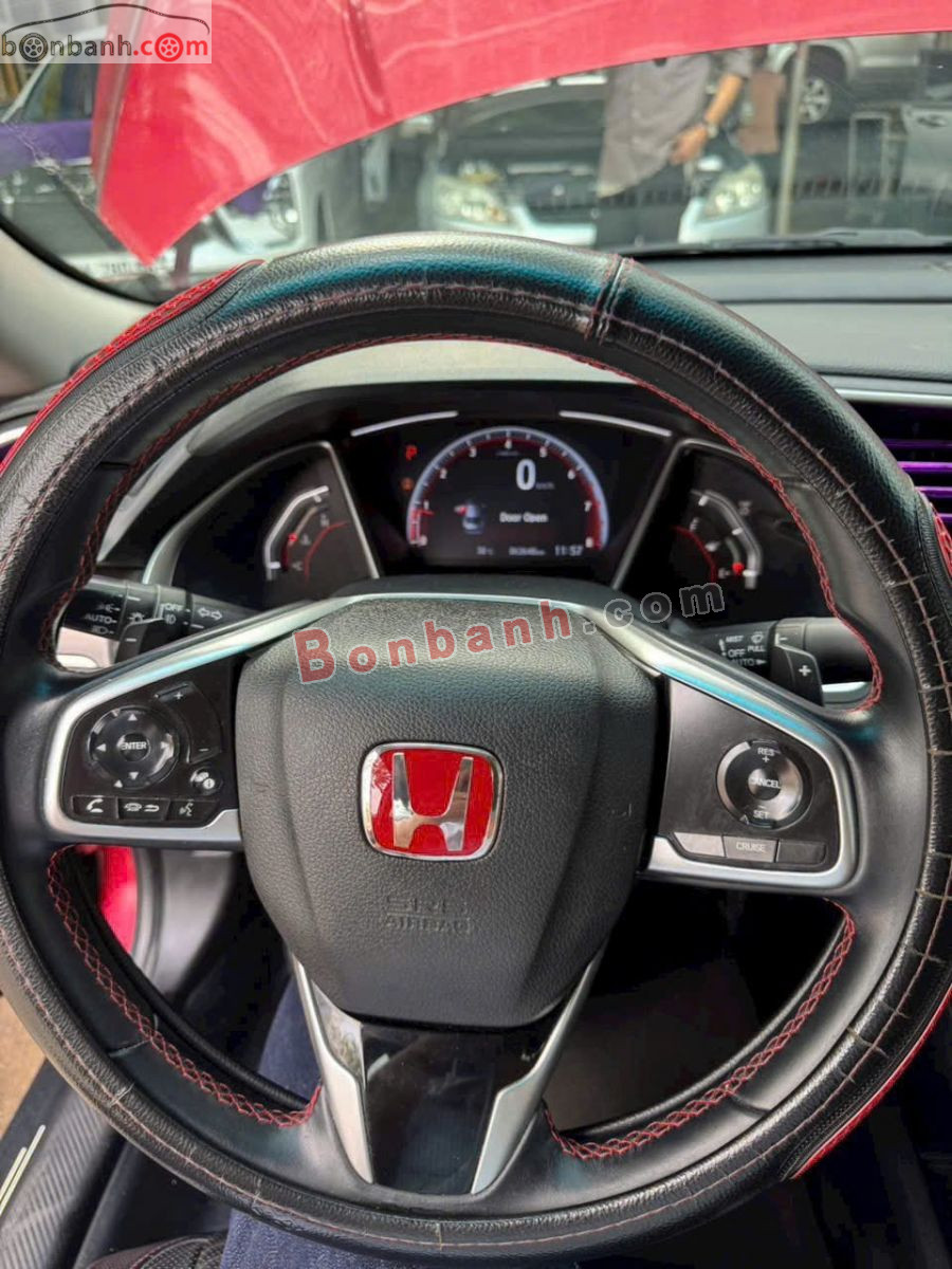 Bán ô tô Honda Civic RS 1.5 AT - 2020 - xe cũ