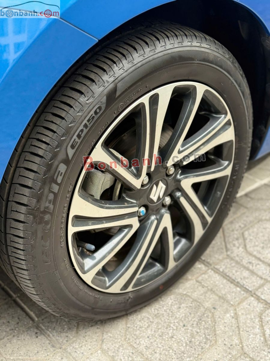 Bán ô tô Suzuki Swift GLX 1.2 AT - 2021 - xe cũ