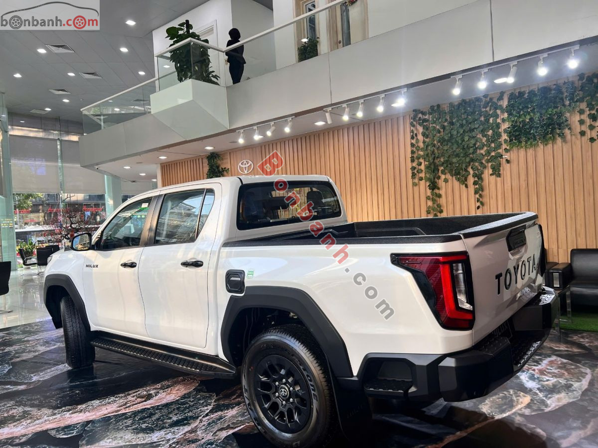 Bán ô tô Toyota Hilux Pro 2.8L 4x2 AT - 2026 - xe mới