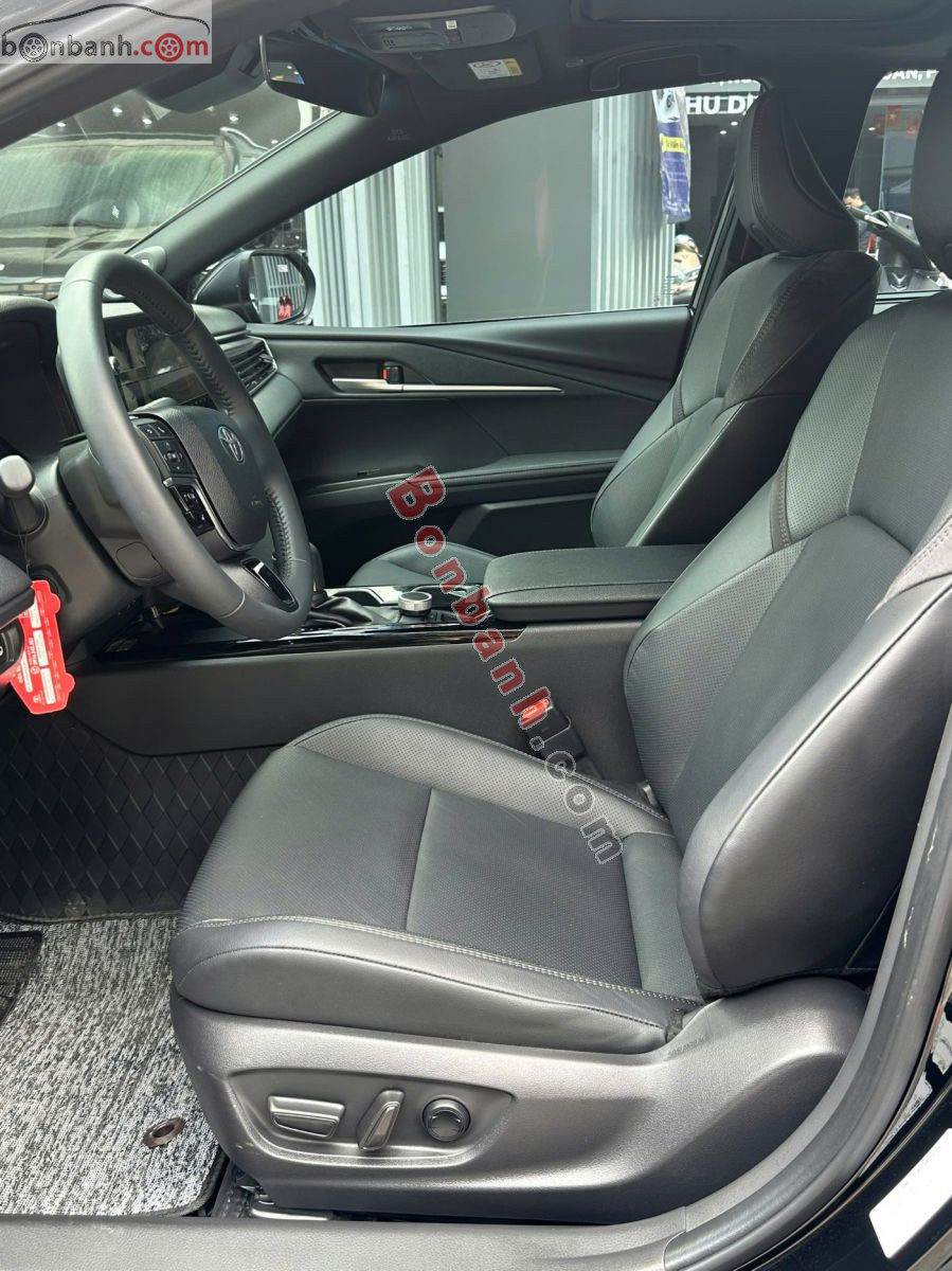 Bán ô tô Toyota Camry 2.0Q - 2025 - xe cũ