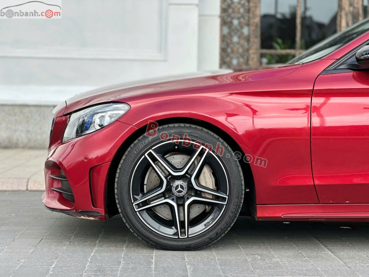 Bán ô tô Mercedes Benz C class C300 AMG - 2019 - xe cũ