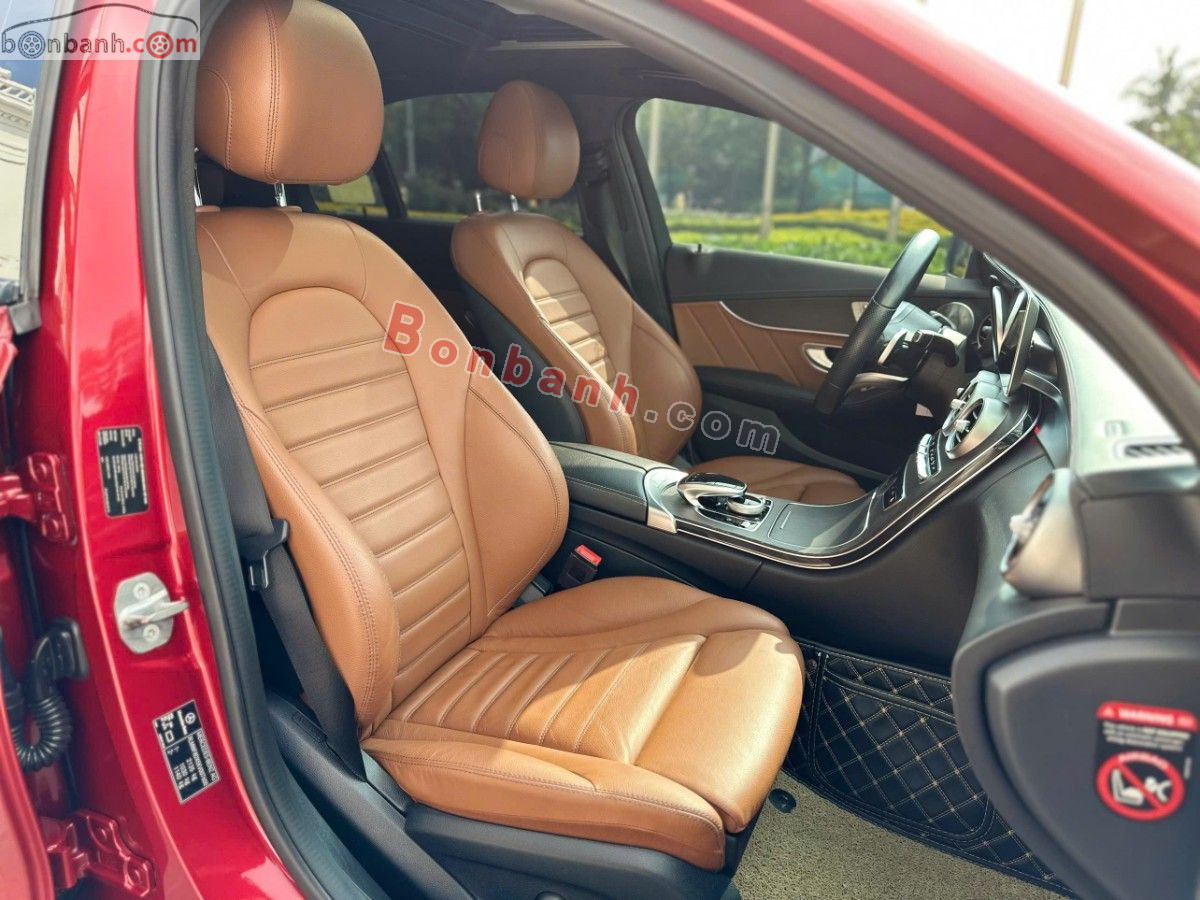 Bán ô tô Mercedes Benz C class C300 AMG - 2019 - xe cũ
