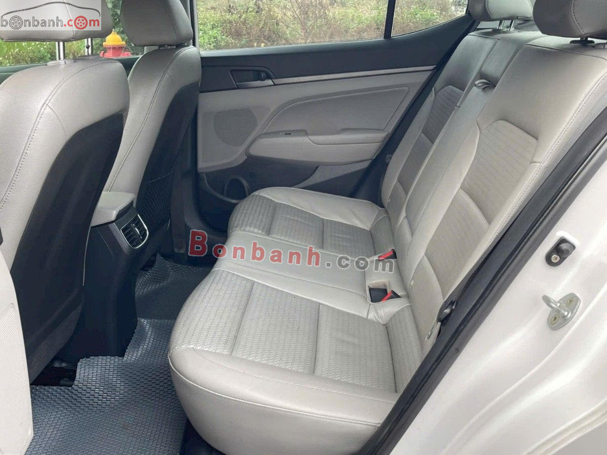 Bán ô tô Hyundai Elantra 1.6 AT - 2016 - xe cũ