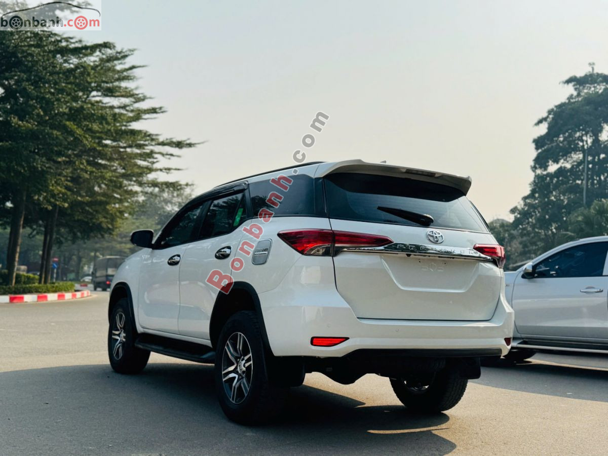 Bán ô tô Toyota Fortuner 2.4L 4x2 AT - 2022 - xe cũ