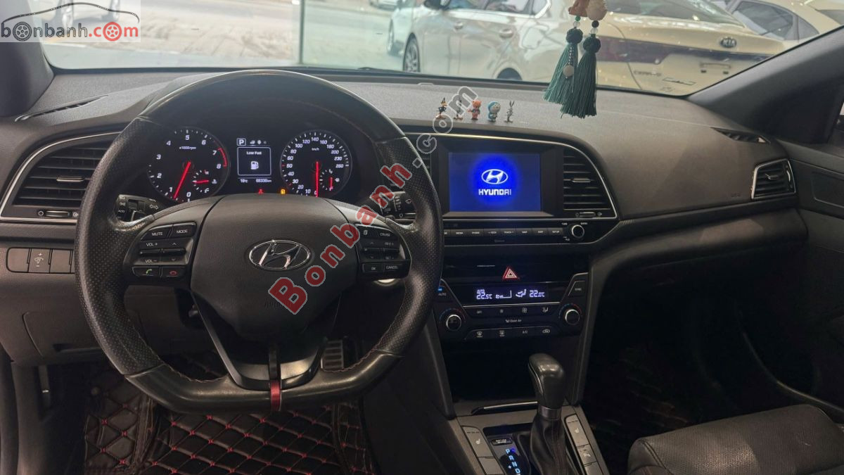 Bán ô tô Hyundai Elantra Sport 1.6 AT - 2019 - xe cũ