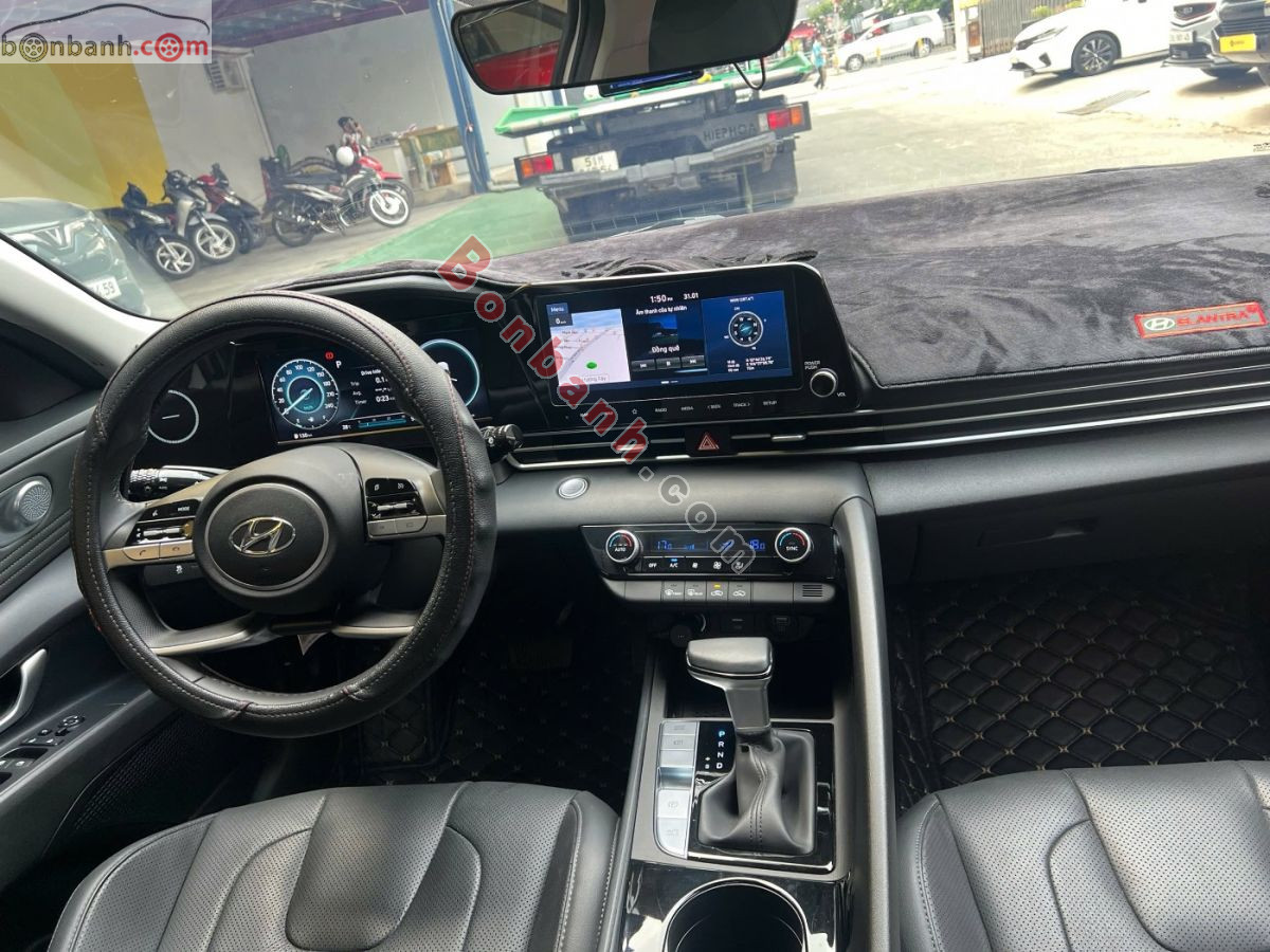 Bán ô tô Hyundai Elantra 1.6 AT Đặc biệt - 2024 - xe cũ