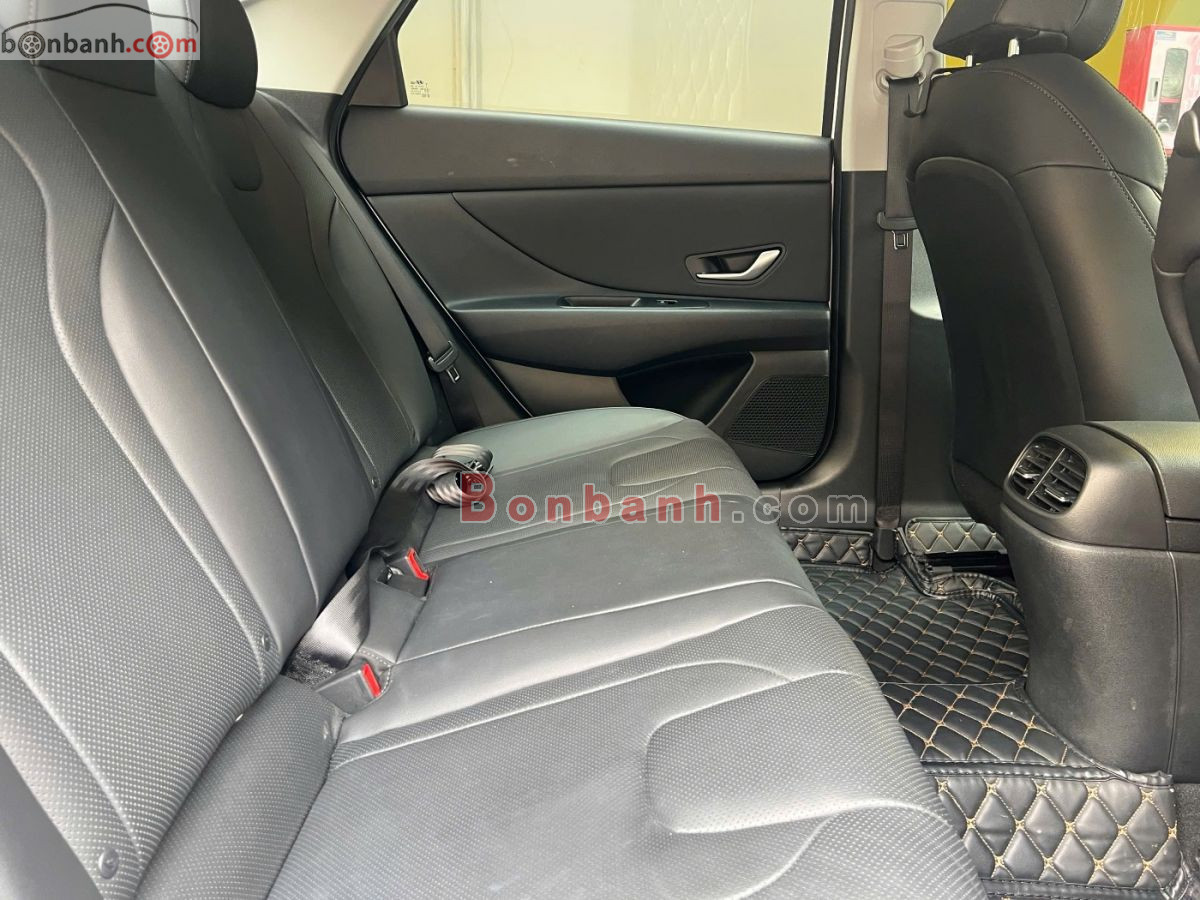 Bán ô tô Hyundai Elantra 1.6 AT Đặc biệt - 2024 - xe cũ