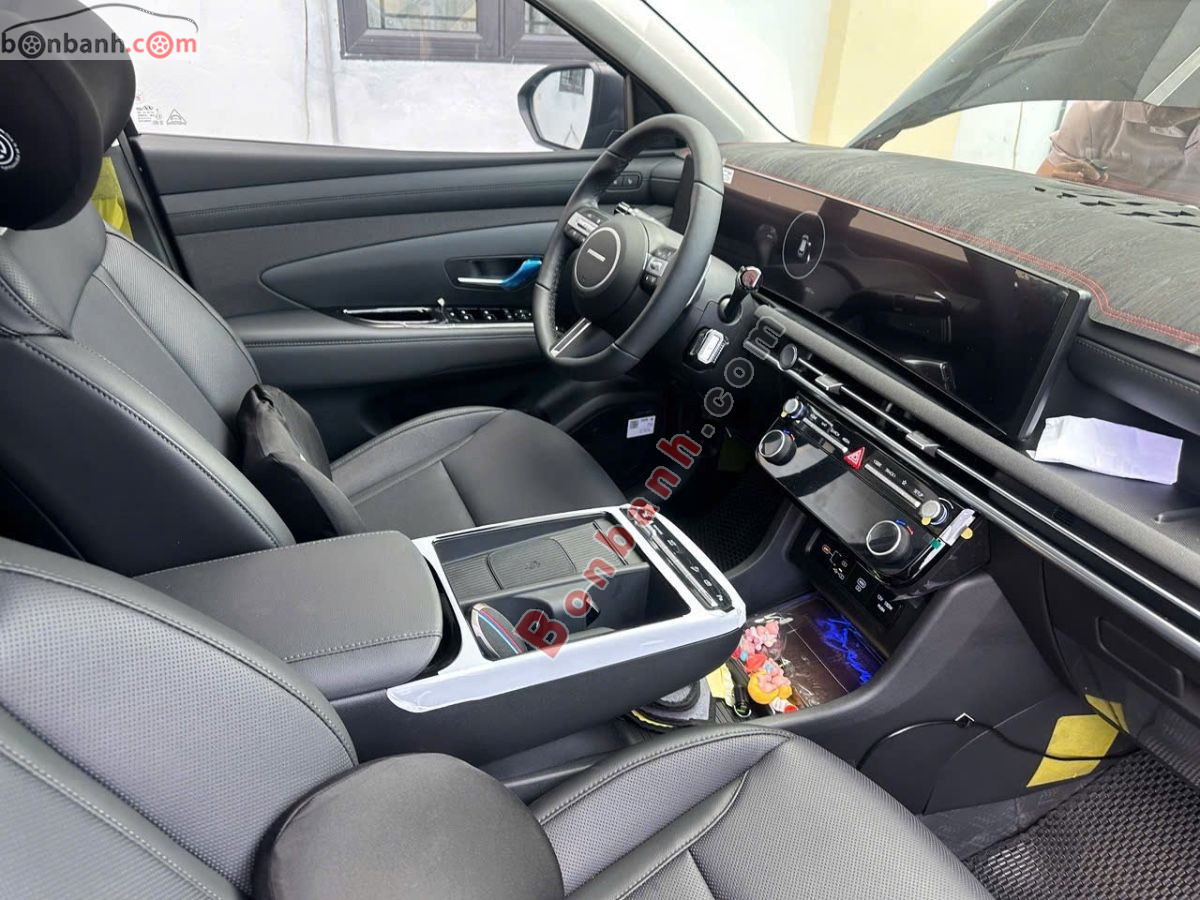 Bán ô tô Hyundai Tucson 1.6 AT Turbo HTRAC Đặc biệt - 2025 - xe cũ