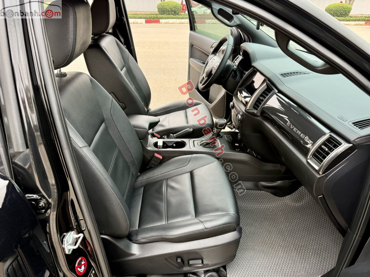 Bán ô tô Ford Everest Titanium 2.0L 4x2 AT - 2022 - xe cũ