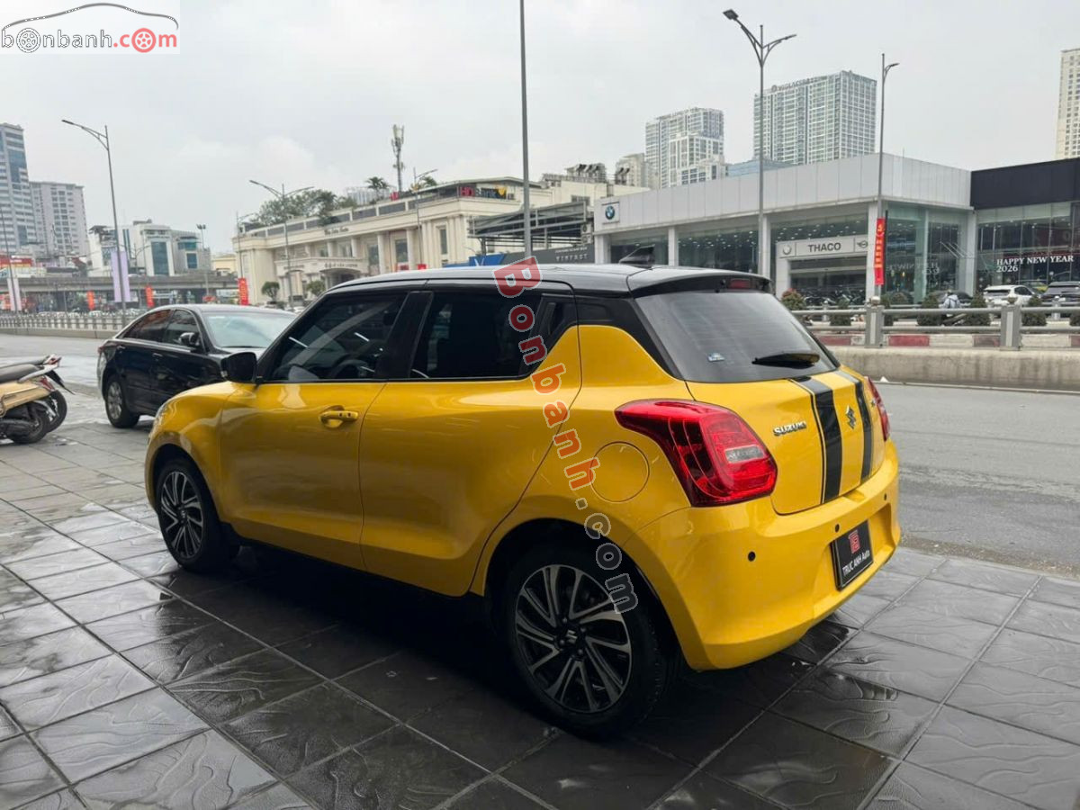 Bán ô tô Suzuki Swift GLX 1.2 AT - 2021 - xe cũ