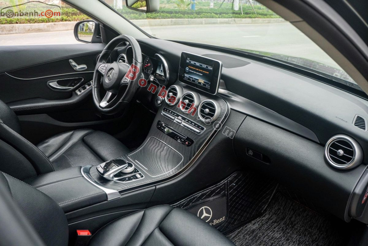 Bán ô tô Mercedes Benz C class C200 - 2017 - xe cũ