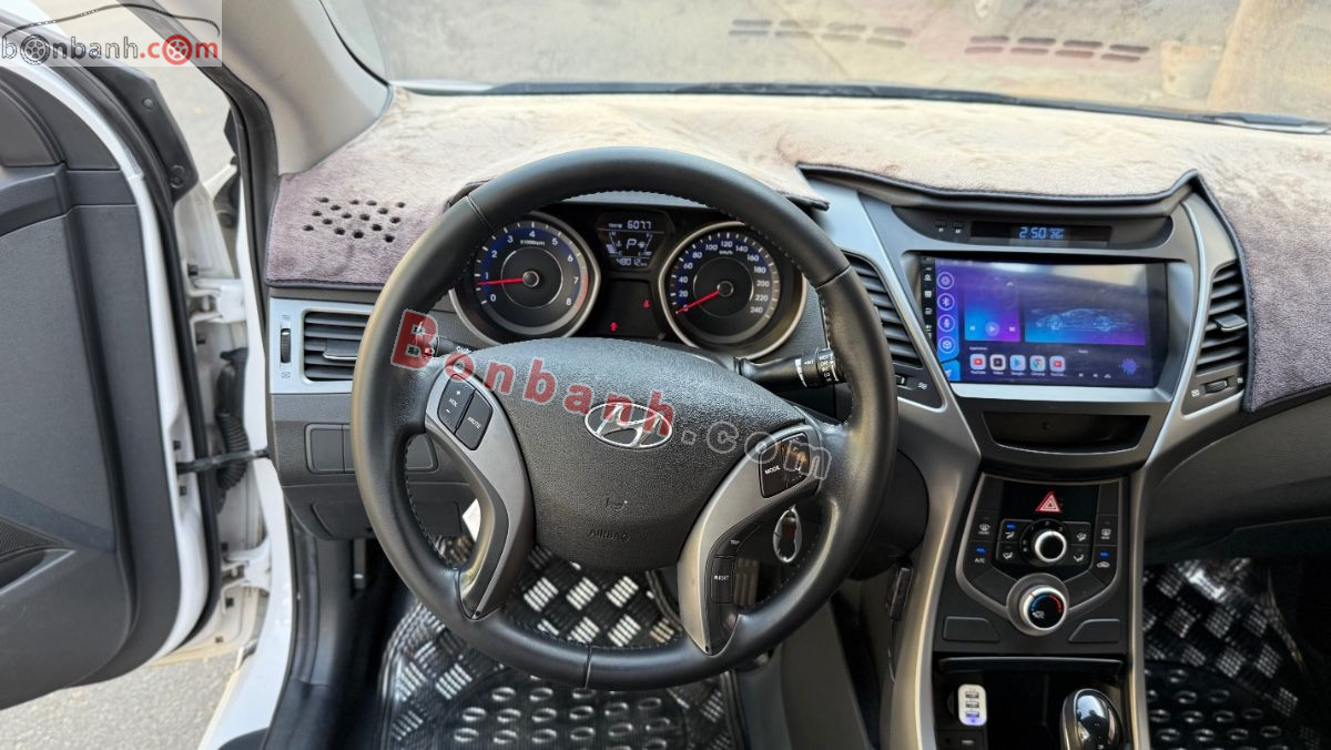 Bán ô tô Hyundai Elantra 1.6 AT - 2015 - xe cũ