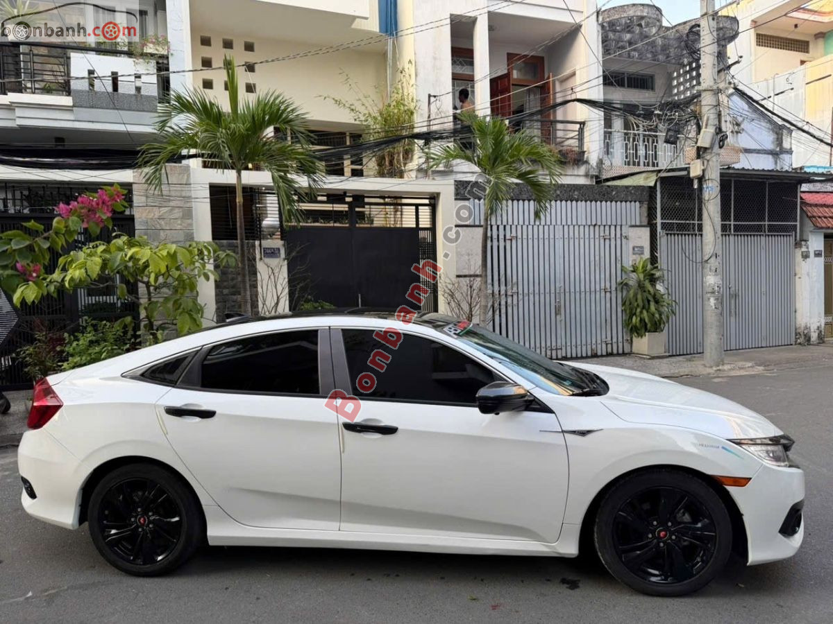 Bán ô tô Honda Civic 1.5L Vtec Turbo - 2016 - xe cũ