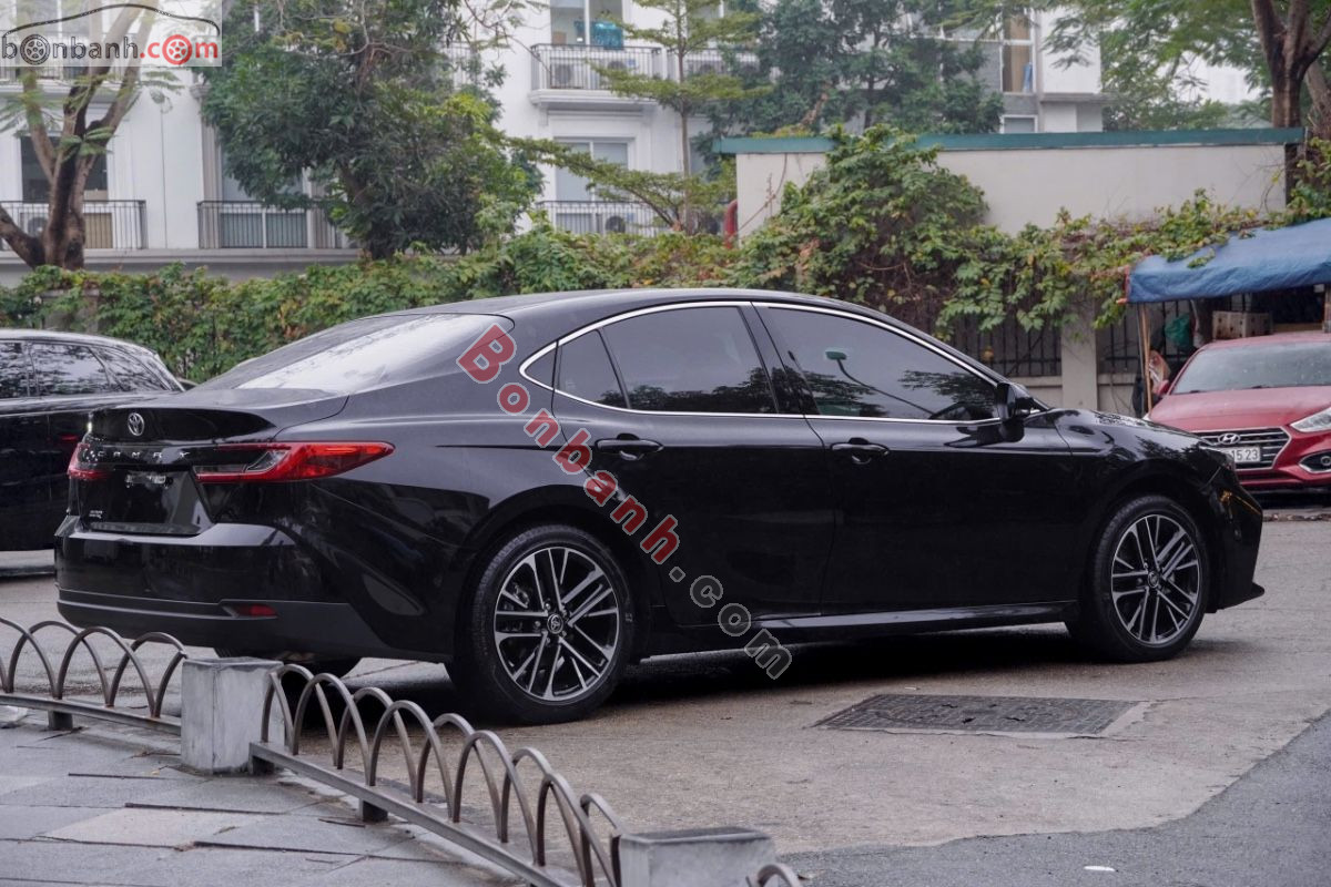 Bán ô tô Toyota Camry 2.0Q - 2025 - xe cũ