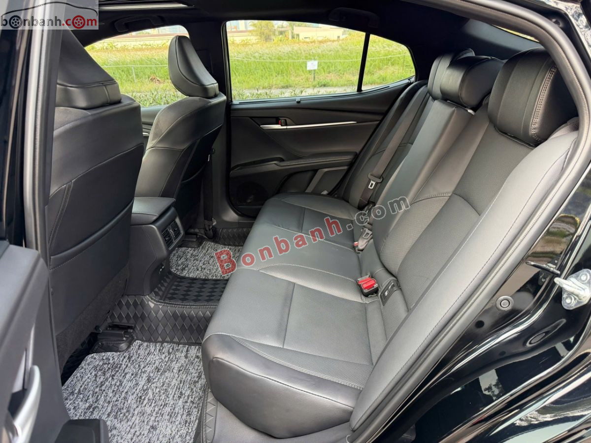 Bán ô tô Toyota Camry 2.0Q - 2025 - xe cũ