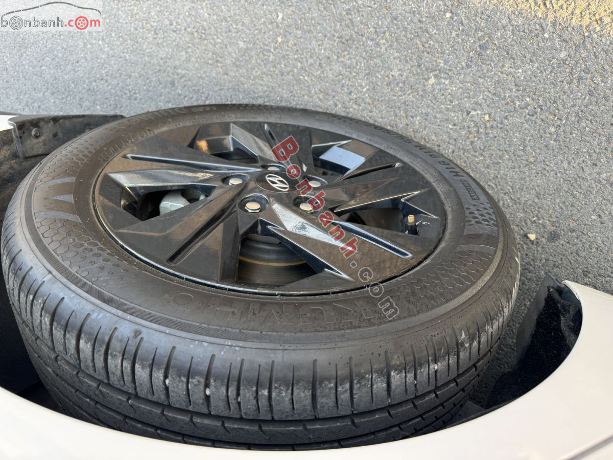 Bán ô tô Hyundai Elantra 1.6 AT Đặc biệt - 2022 - xe cũ