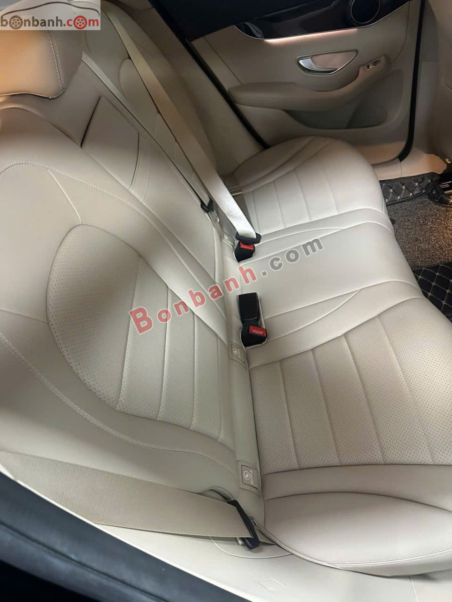 Bán ô tô Mercedes Benz GLC 200 - 2022 - xe cũ