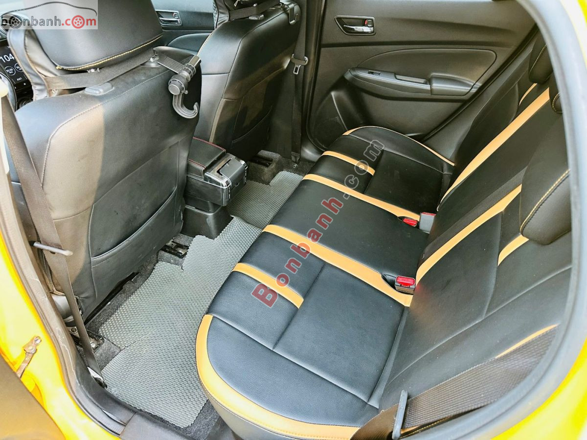 Bán ô tô Suzuki Swift GLX 1.2 AT - 2021 - xe cũ