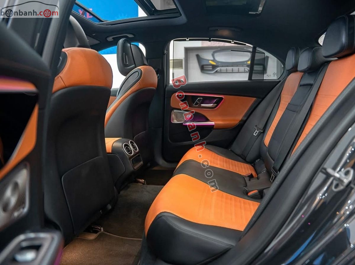 Bán ô tô Mercedes Benz C class C300 AMG - 2023 - xe cũ