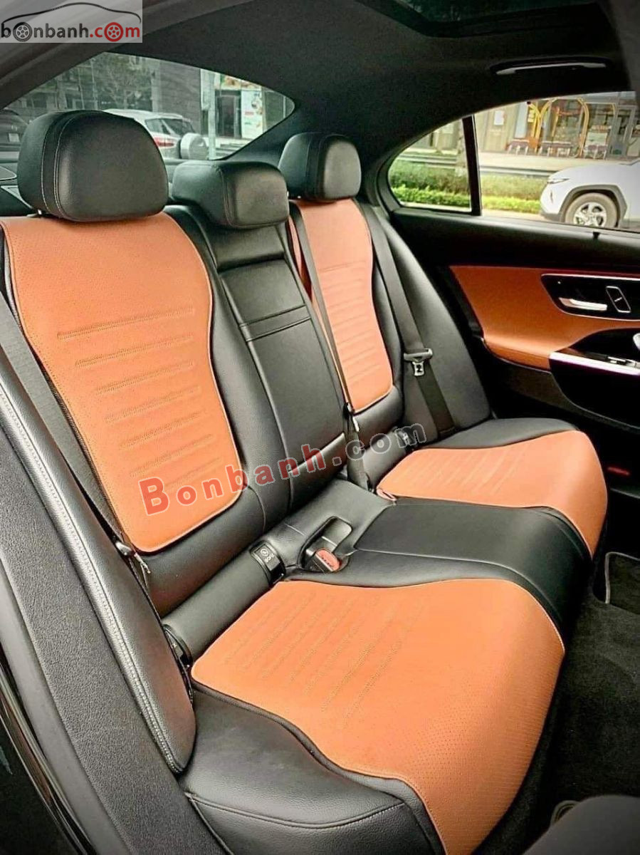 Bán ô tô Mercedes Benz C class C300 AMG - 2022 - xe cũ