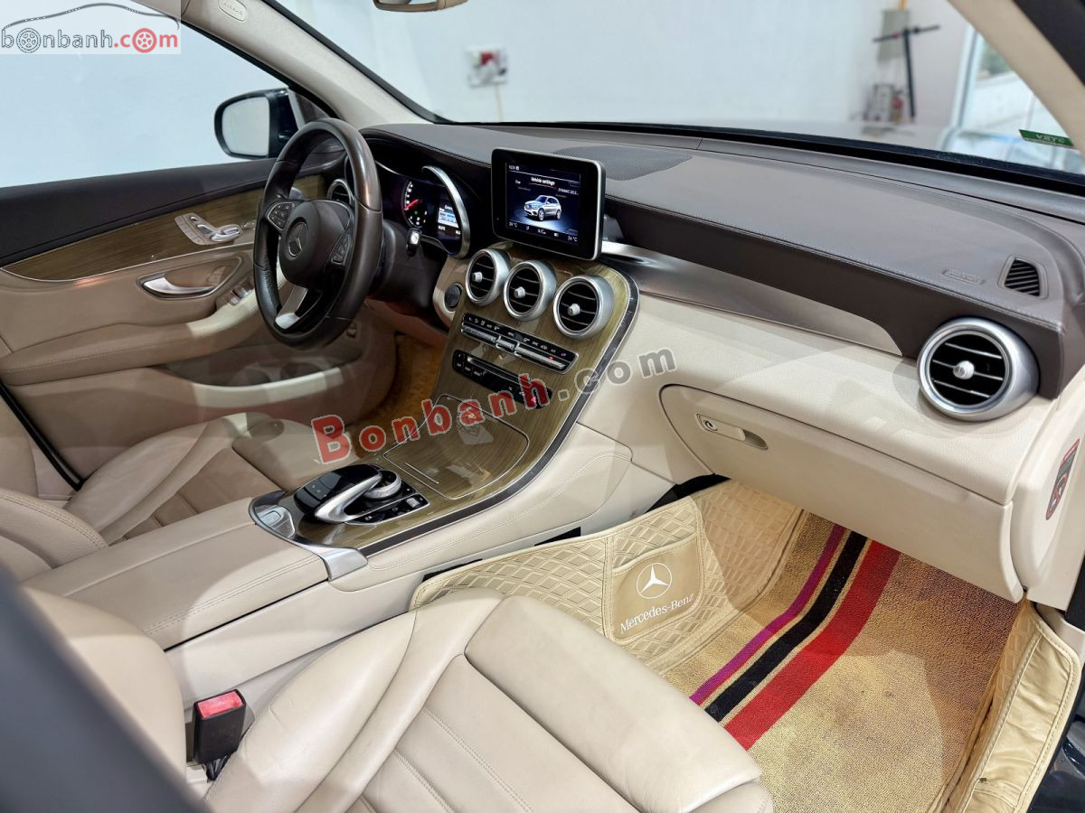 Bán ô tô Mercedes Benz GLC 250 4Matic - 2016 - xe cũ