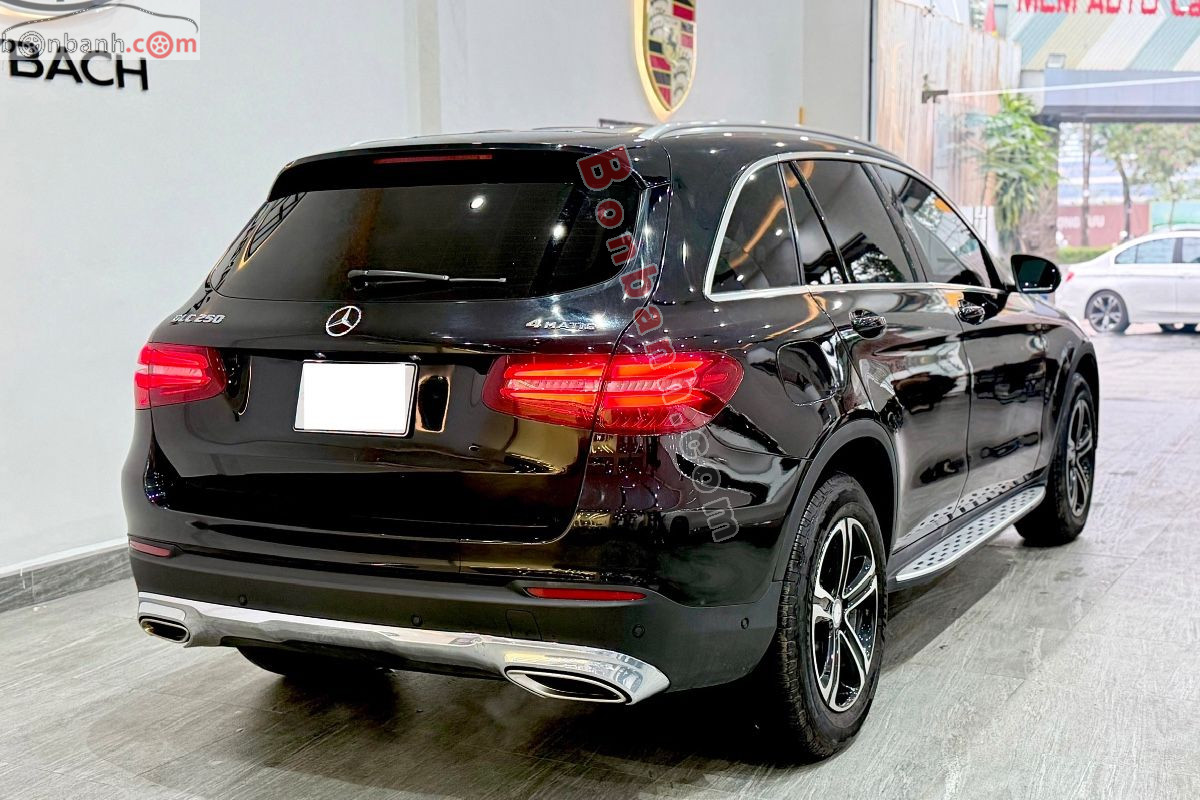Bán ô tô Mercedes Benz GLC 250 4Matic - 2016 - xe cũ