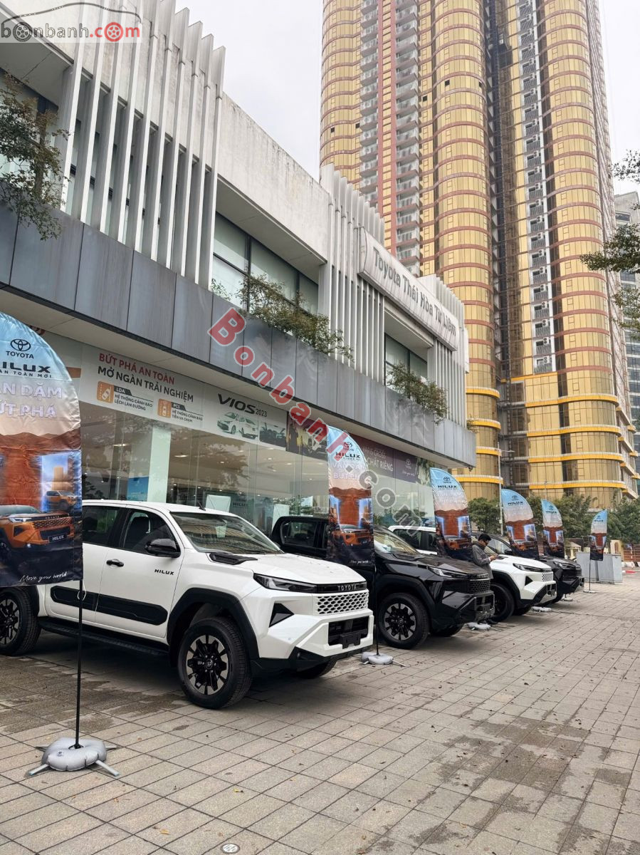 Bán ô tô Toyota Hilux Trailhunter 2.8L 4x4 AT - 2026 - xe mới