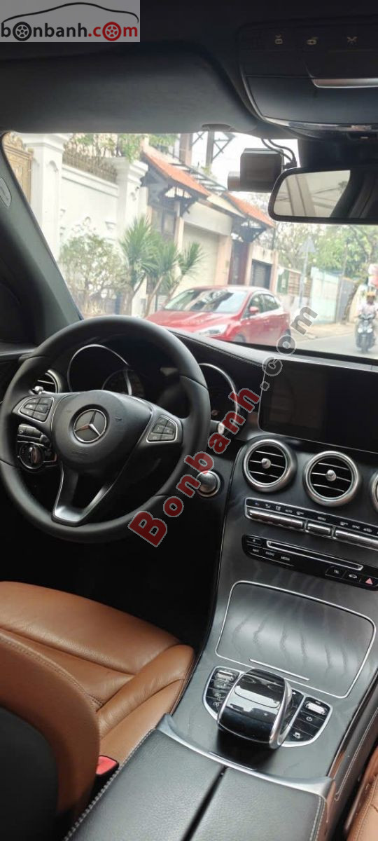 Bán ô tô Mercedes Benz GLC 300 4Matic - 2018 - xe cũ