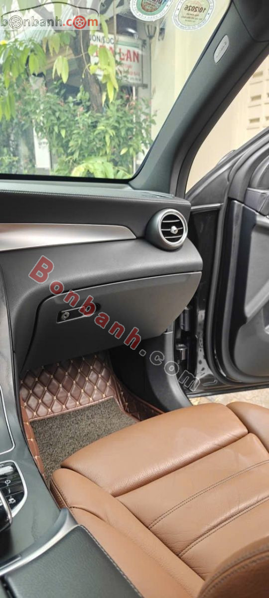 Bán ô tô Mercedes Benz GLC 300 4Matic - 2018 - xe cũ