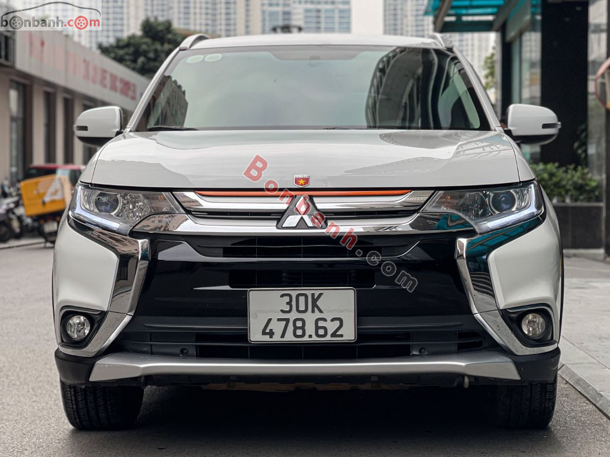 Bán ô tô Mitsubishi Outlander 2.0 CVT - 2018 - xe cũ