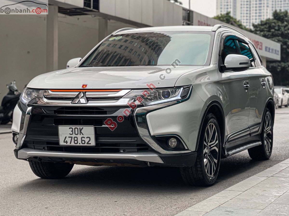 Bán ô tô Mitsubishi Outlander 2.0 CVT - 2018 - xe cũ