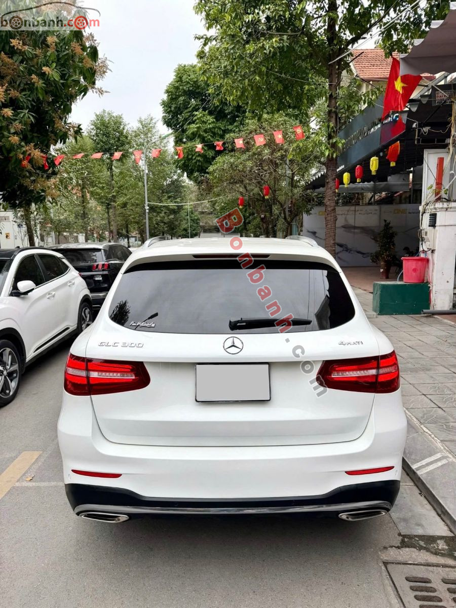 Bán ô tô Mercedes Benz GLC 300 4Matic - 2017 - xe cũ