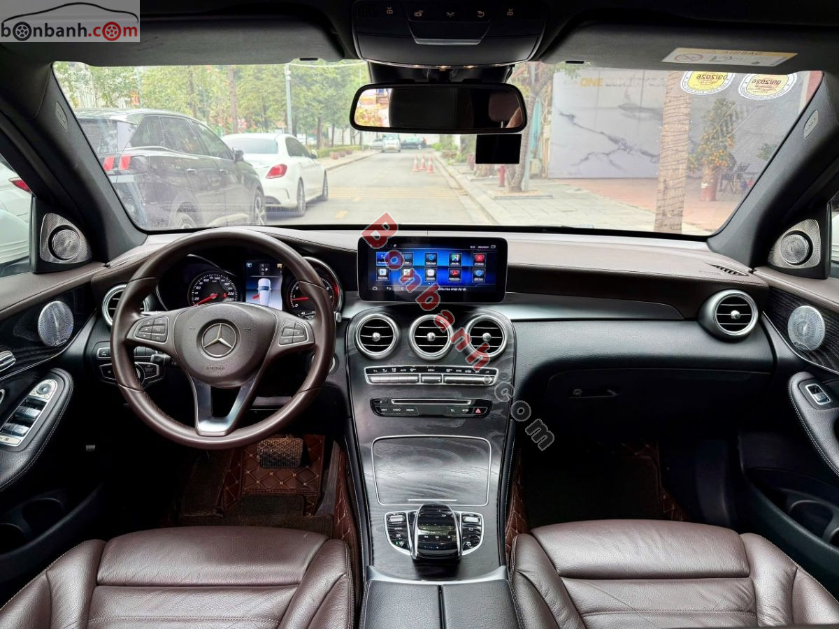 Bán ô tô Mercedes Benz GLC 300 4Matic - 2017 - xe cũ
